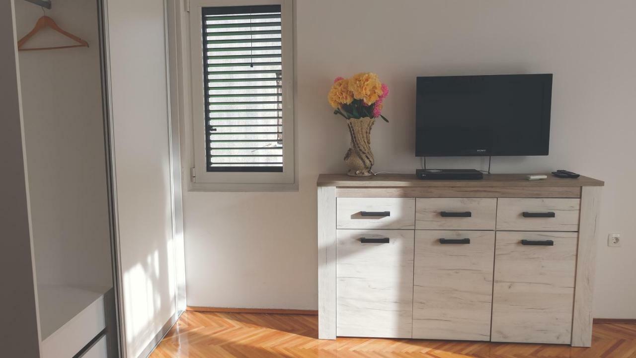 Apartment Lim Budva Exteriör bild